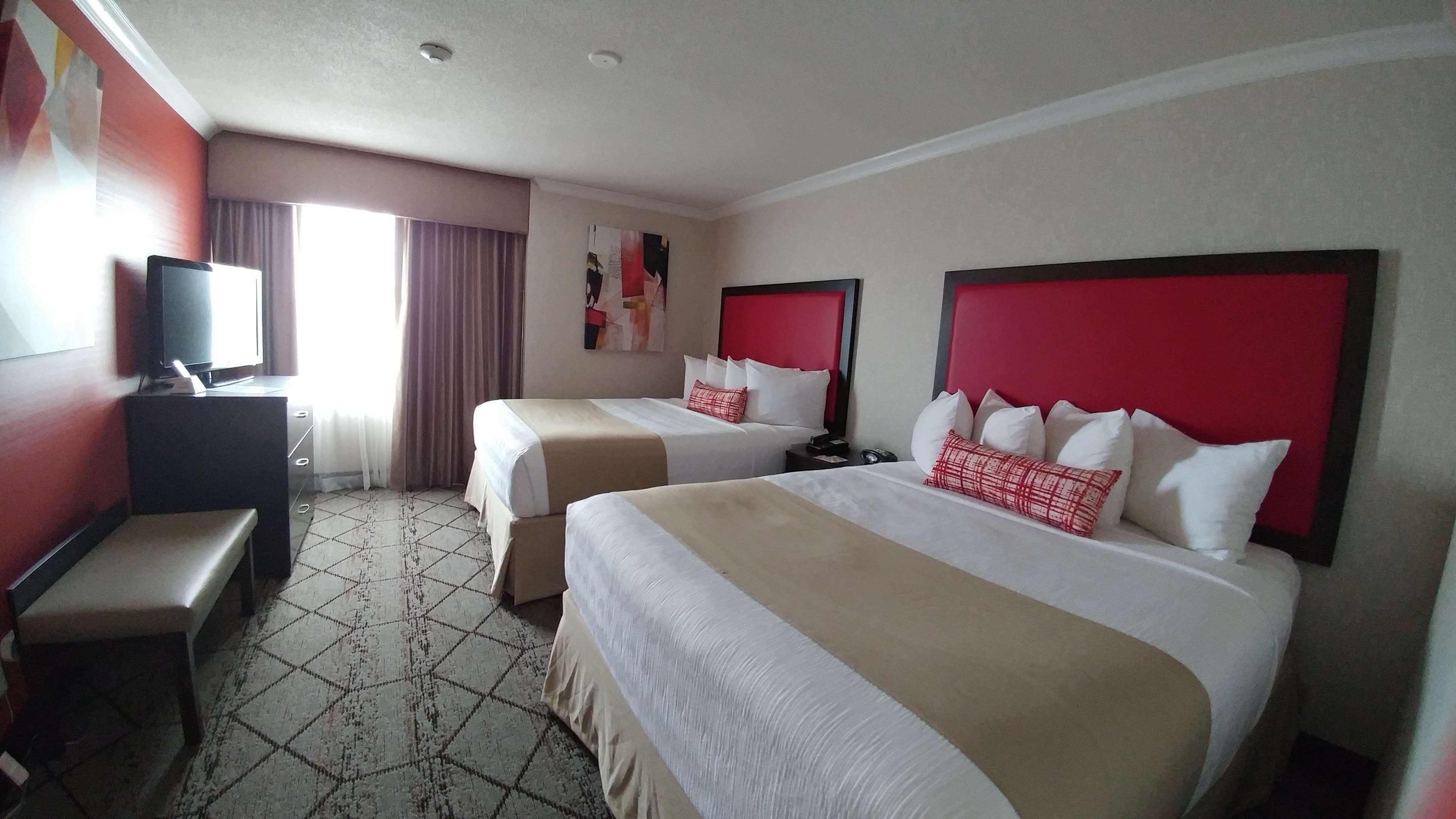 Best Western Plus Rose City Suites Welland Exteriör bild