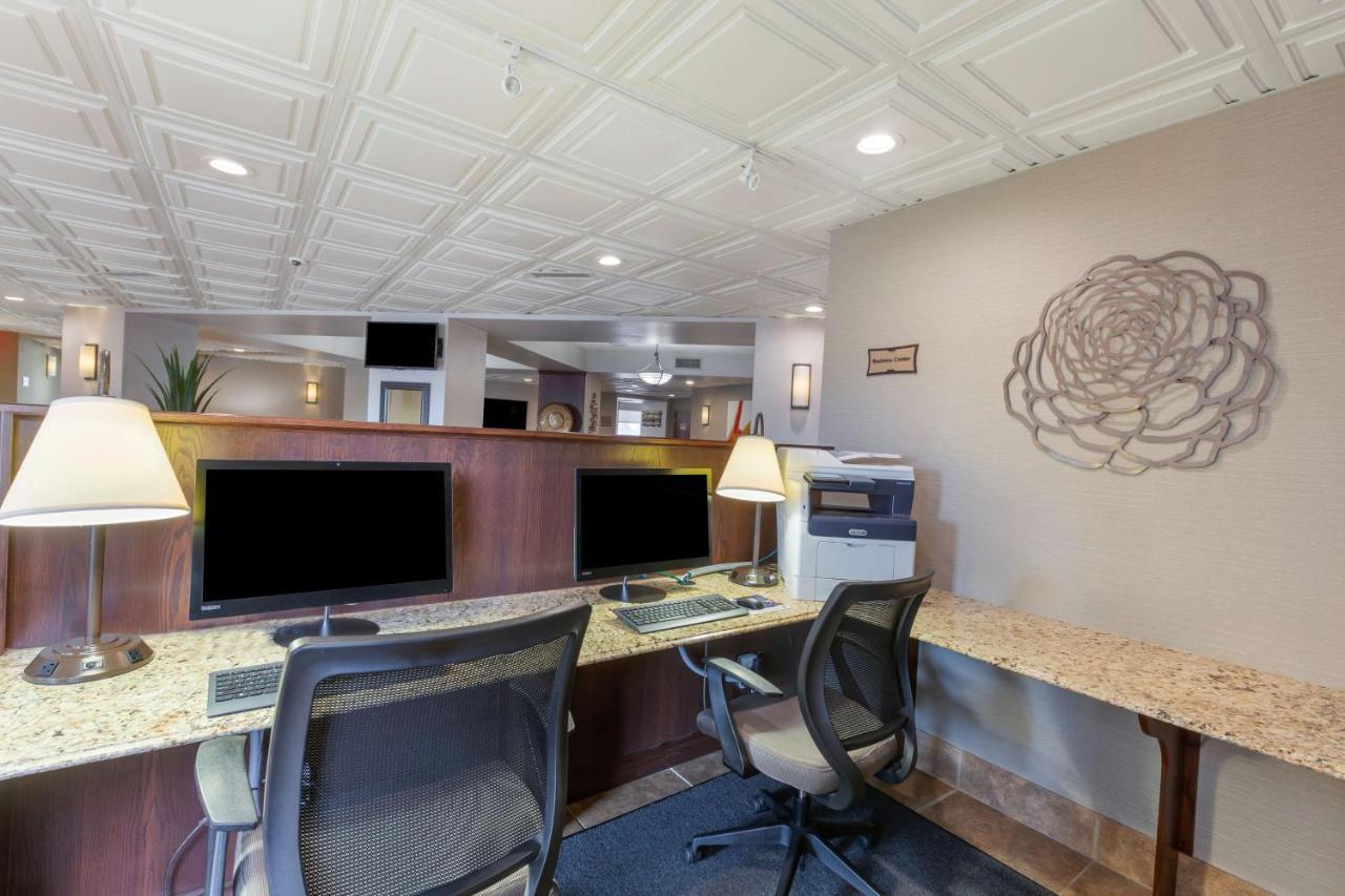 Best Western Plus Rose City Suites Welland Exteriör bild