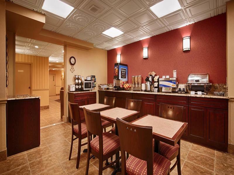 Best Western Plus Rose City Suites Welland Exteriör bild