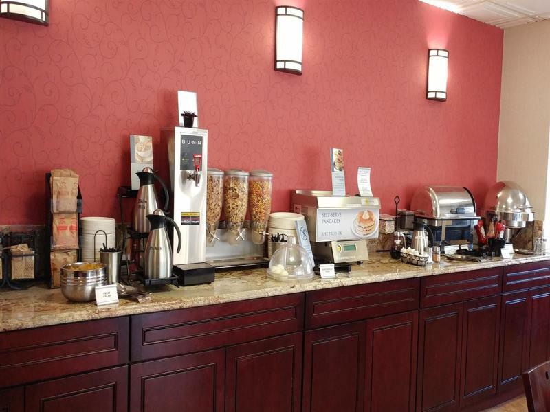 Best Western Plus Rose City Suites Welland Exteriör bild